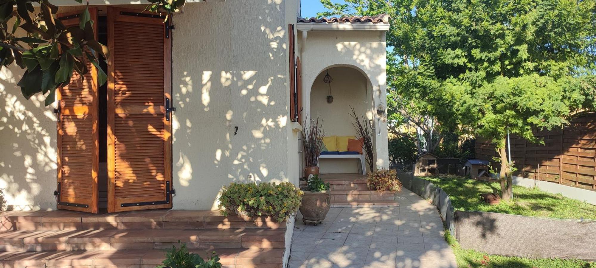 Maison T2 Avec Petit Jardin Dans Impasse Calme 巴亚盖斯 外观 照片