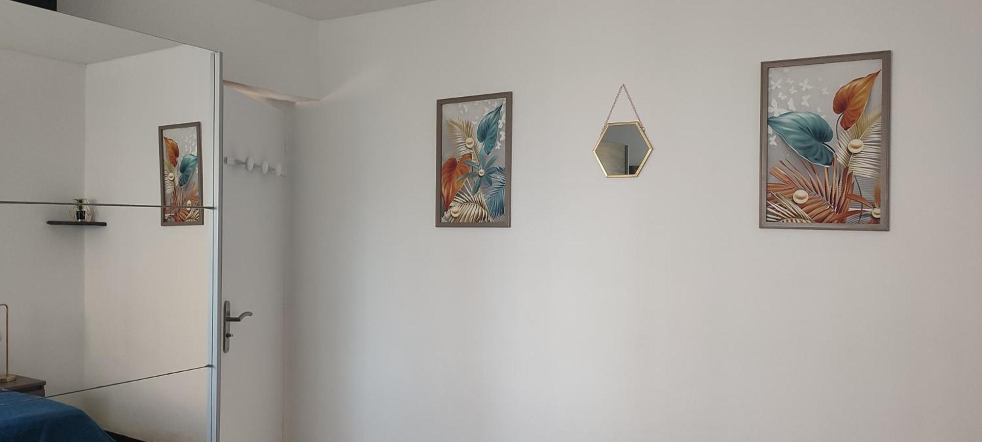 Maison T2 Avec Petit Jardin Dans Impasse Calme 巴亚盖斯 外观 照片